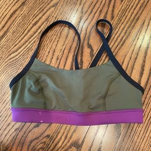 Lulu lemon sports bra